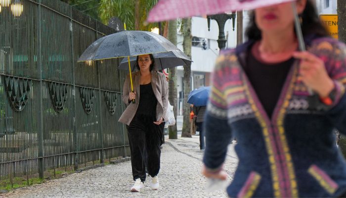 Após tempestades com raios e granizo no Paraná, semana segue chuvosa no Oeste e Sudoeste